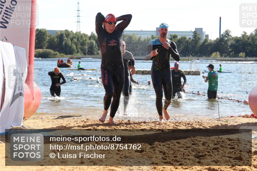 07.09.2025 - 19. Norderstedt Triathlon Luisa Fischer http://msf.ph/oto/8754762 07.09.2025 15:40:30 Schwimmen 1574, 1589, 1603, 1611, 1627 meine-sportfotos.de