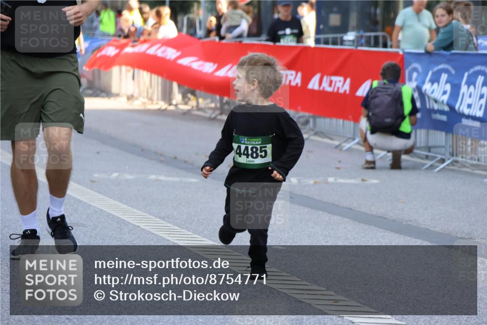07.09.2025 - BARMER Alsterlauf Strokosch-Dieckow http://msf.ph/oto/8754771 07.09.2025 10:54:14 Ziel  meine-sportfotos.de