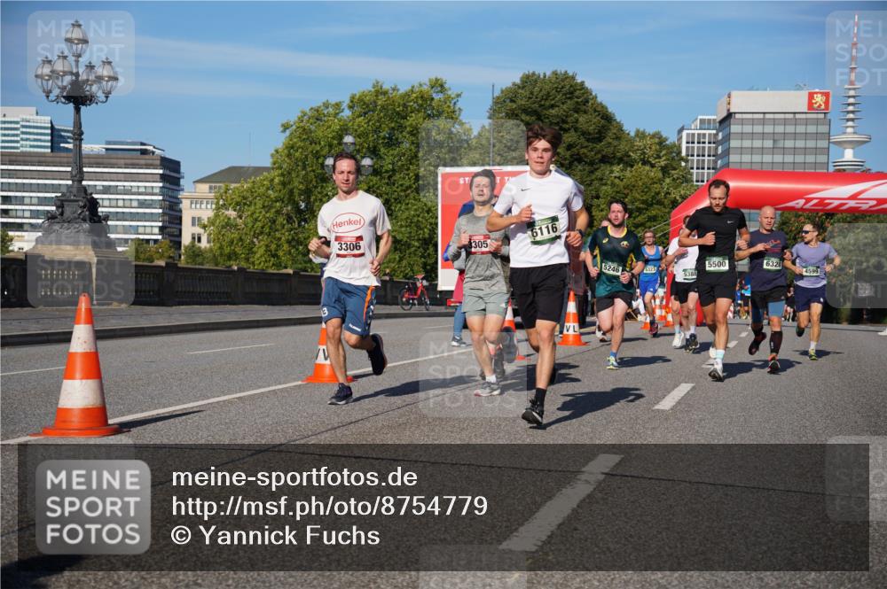 07.09.2025 - BARMER Alsterlauf Yannick Fuchs http://msf.ph/oto/8754779 07.09.2025 09:37:32 Laufen 3306, 3305, 6116, 5246, 5500, 5323, 6320, 5388, 4599 meine-sportfotos.de