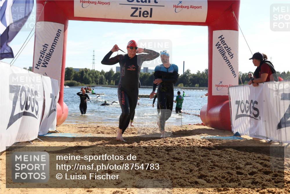 07.09.2025 - 19. Norderstedt Triathlon Luisa Fischer http://msf.ph/oto/8754783 07.09.2025 15:40:32 Schwimmen 1574, 1589, 1601, 1603, 1611, 1627 meine-sportfotos.de