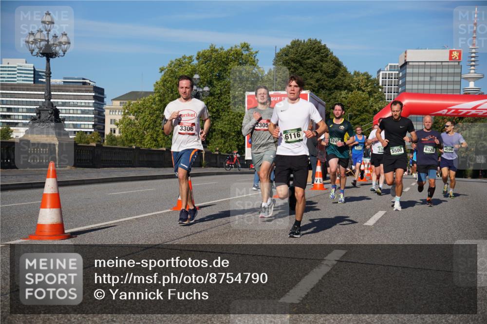 07.09.2025 - BARMER Alsterlauf Yannick Fuchs http://msf.ph/oto/8754790 07.09.2025 09:37:33 Laufen 3305, 3306, 6116, 524, 5323, 538, 5500, 6320, 4599 meine-sportfotos.de