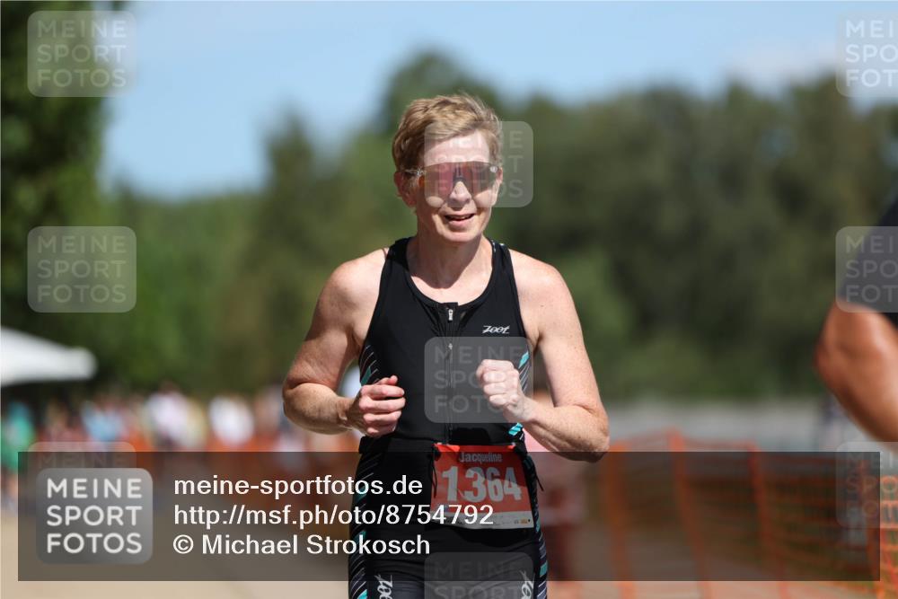 07.09.2025 - 19. Norderstedt Triathlon Michael Strokosch http://msf.ph/oto/8754792 07.09.2025 12:48:57 Laufen 1212, 1342, 1364 meine-sportfotos.de