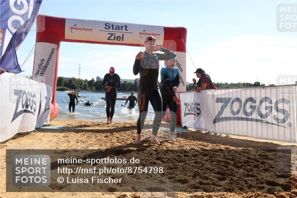07.09.2025 - 19. Norderstedt Triathlon Luisa Fischer http://msf.ph/oto/8754798 07.09.2025 15:40:33 Schwimmen 1574, 1580, 1589, 1601, 1603, 1611, 1627 meine-sportfotos.de