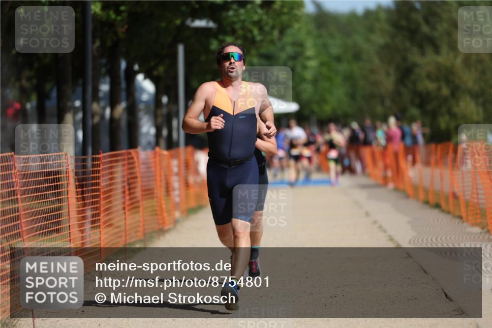 07.09.2025 - 19. Norderstedt Triathlon Michael Strokosch http://msf.ph/oto/8754801 07.09.2025 12:02:35 Laufen 203, 1159, 1340, 1341, 1365 meine-sportfotos.de