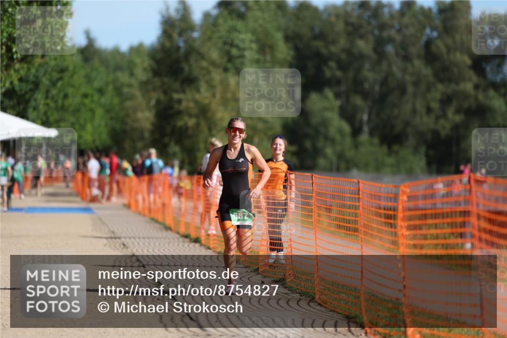 07.09.2025 - 19. Norderstedt Triathlon Michael Strokosch http://msf.ph/oto/8754827 07.09.2025 10:41:04 Laufen 687 meine-sportfotos.de