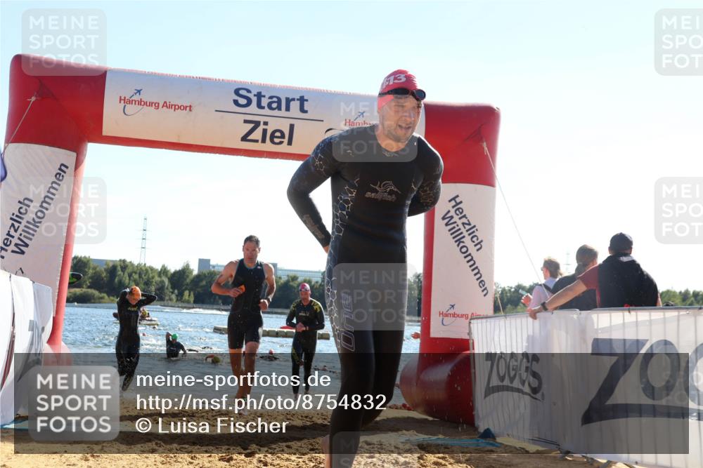 07.09.2025 - 19. Norderstedt Triathlon Luisa Fischer http://msf.ph/oto/8754832 07.09.2025 15:40:36 Schwimmen 1559, 1574, 1580, 1601, 1603, 1611, 1616, 1627 meine-sportfotos.de