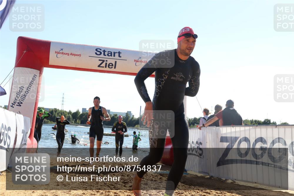 07.09.2025 - 19. Norderstedt Triathlon Luisa Fischer http://msf.ph/oto/8754837 07.09.2025 15:40:36 Schwimmen 1559, 1574, 1580, 1601, 1603, 1611, 1616, 1627 meine-sportfotos.de