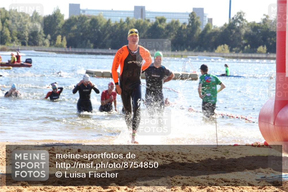 07.09.2025 - 19. Norderstedt Triathlon Luisa Fischer http://msf.ph/oto/8754850 07.09.2025 15:40:44 Schwimmen 1554, 1559, 1574, 1580, 1592, 1601, 1611, 1616, 1627 meine-sportfotos.de