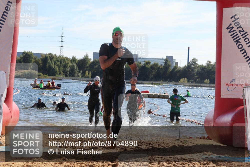 07.09.2025 - 19. Norderstedt Triathlon Luisa Fischer http://msf.ph/oto/8754890 07.09.2025 15:40:48 Schwimmen 1055, 1066, 1554, 1559, 1580, 1592, 1601, 1607, 1616 meine-sportfotos.de