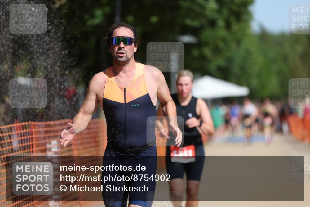 07.09.2025 - 19. Norderstedt Triathlon Michael Strokosch http://msf.ph/oto/8754902 07.09.2025 12:02:38 Laufen 1159, 1341, 1365 meine-sportfotos.de