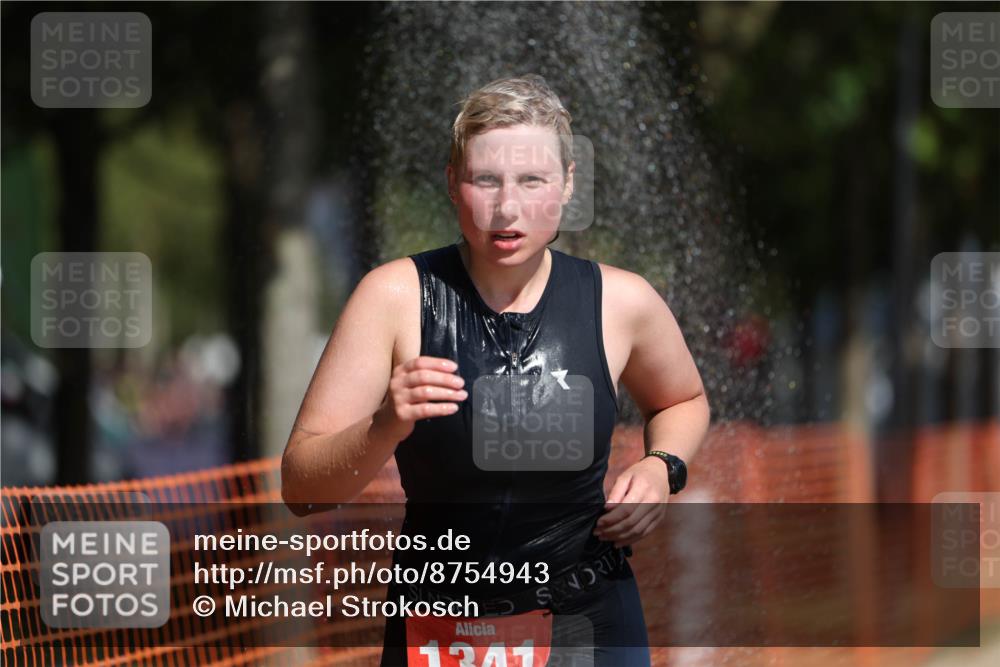 07.09.2025 - 19. Norderstedt Triathlon Michael Strokosch http://msf.ph/oto/8754943 07.09.2025 12:02:40 Laufen 1341, 1365 meine-sportfotos.de