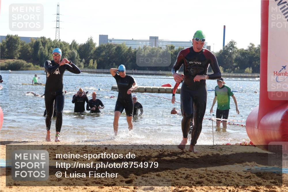 07.09.2025 - 19. Norderstedt Triathlon Luisa Fischer http://msf.ph/oto/8754979 07.09.2025 15:41:00 Schwimmen 1045, 1055, 1066, 1106, 1549, 1554, 1607, 1631 meine-sportfotos.de