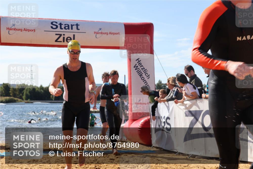 07.09.2025 - 19. Norderstedt Triathlon Luisa Fischer http://msf.ph/oto/8754980 07.09.2025 11:44:02 Schwimmen 1213, 1231, 1241, 1300, 1370 meine-sportfotos.de