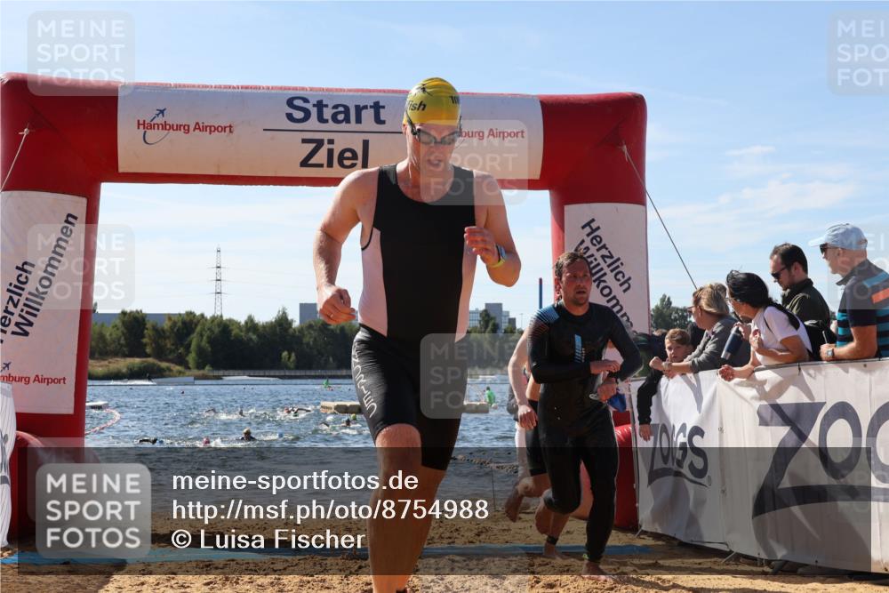 07.09.2025 - 19. Norderstedt Triathlon Luisa Fischer http://msf.ph/oto/8754988 07.09.2025 11:44:03 Schwimmen 1231, 1241, 1300, 1370 meine-sportfotos.de