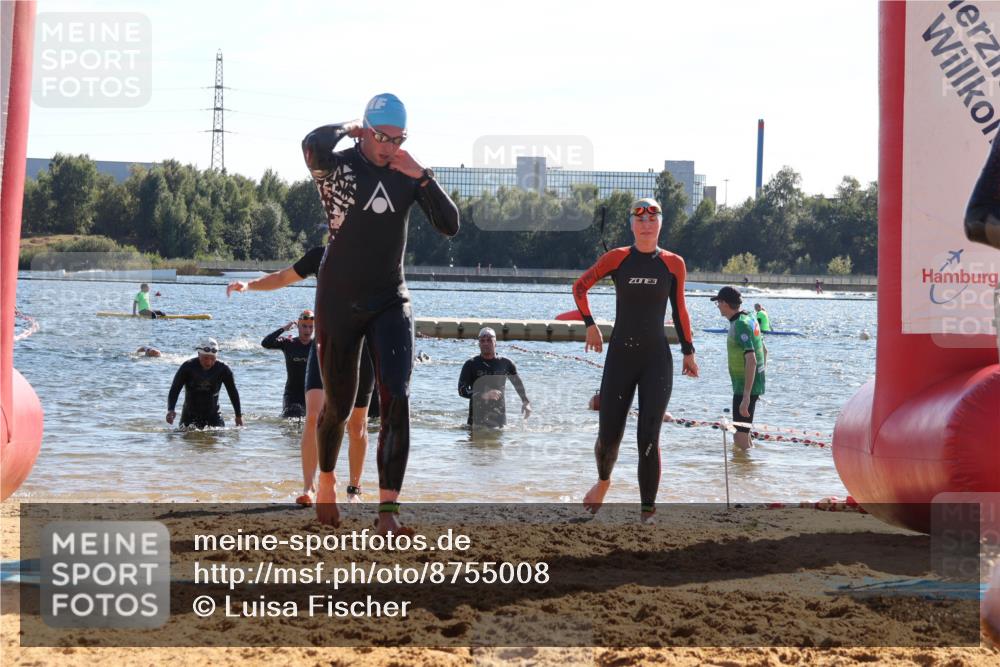 07.09.2025 - 19. Norderstedt Triathlon Luisa Fischer http://msf.ph/oto/8755008 07.09.2025 15:41:02 Schwimmen 1045, 1055, 1066, 1106, 1549, 1607, 1631 meine-sportfotos.de