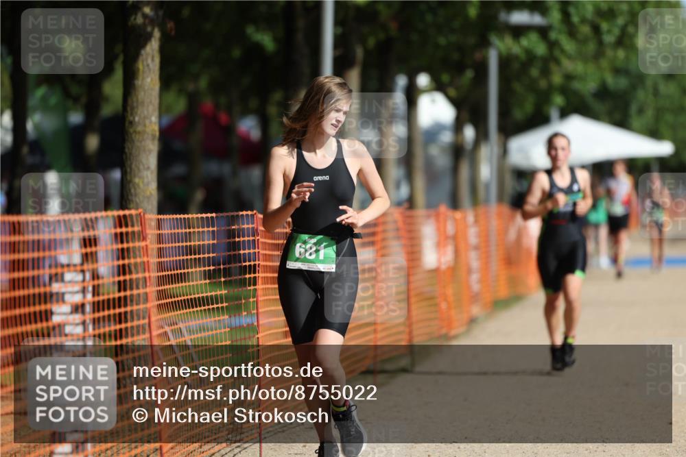 07.09.2025 - 19. Norderstedt Triathlon Michael Strokosch http://msf.ph/oto/8755022 07.09.2025 10:59:53 Laufen 61, 681, 683, 691 meine-sportfotos.de