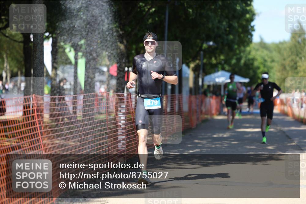 07.09.2025 - 19. Norderstedt Triathlon Michael Strokosch http://msf.ph/oto/8755027 07.09.2025 14:53:09 Laufen 879, 1006, 1406 meine-sportfotos.de
