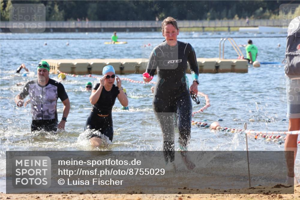 07.09.2025 - 19. Norderstedt Triathlon Luisa Fischer http://msf.ph/oto/8755029 07.09.2025 11:44:19 Schwimmen 216, 1280, 1361 meine-sportfotos.de