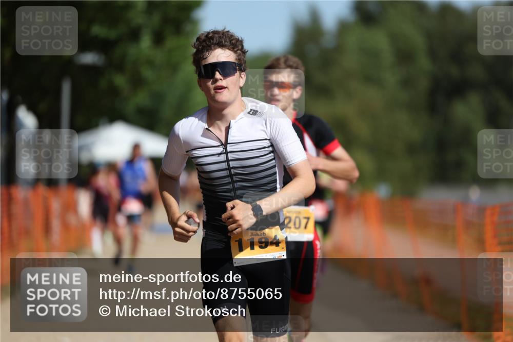 07.09.2025 - 19. Norderstedt Triathlon Michael Strokosch http://msf.ph/oto/8755065 07.09.2025 12:02:50 Laufen 775, 784, 1194, 1207 meine-sportfotos.de