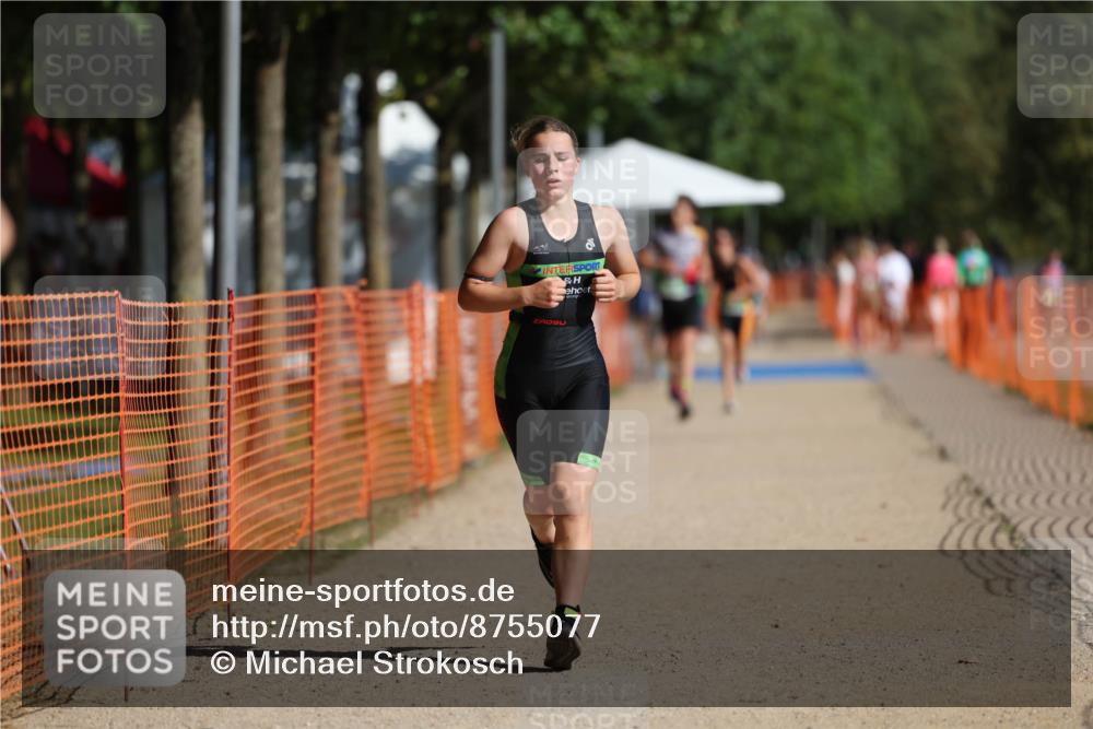 07.09.2025 - 19. Norderstedt Triathlon Michael Strokosch http://msf.ph/oto/8755077 07.09.2025 10:59:55 Laufen 61, 681, 683 meine-sportfotos.de