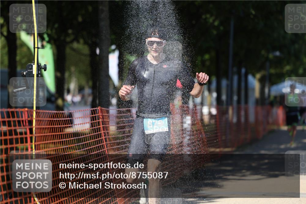 07.09.2025 - 19. Norderstedt Triathlon Michael Strokosch http://msf.ph/oto/8755087 07.09.2025 14:53:11 Laufen 879, 1006, 1406 meine-sportfotos.de