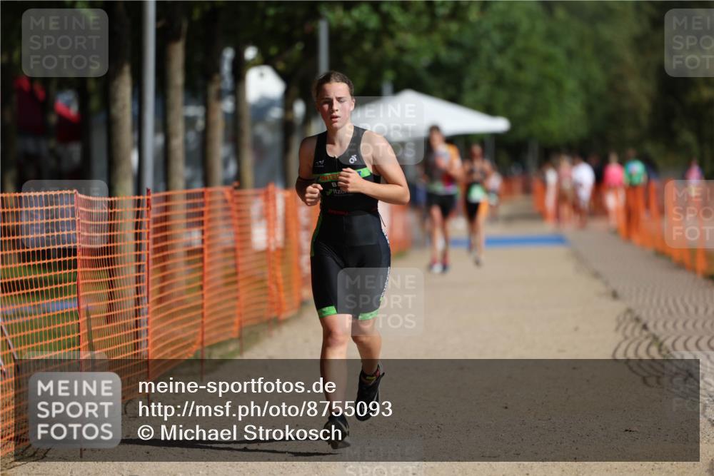 07.09.2025 - 19. Norderstedt Triathlon Michael Strokosch http://msf.ph/oto/8755093 07.09.2025 10:59:55 Laufen 61, 681, 683 meine-sportfotos.de