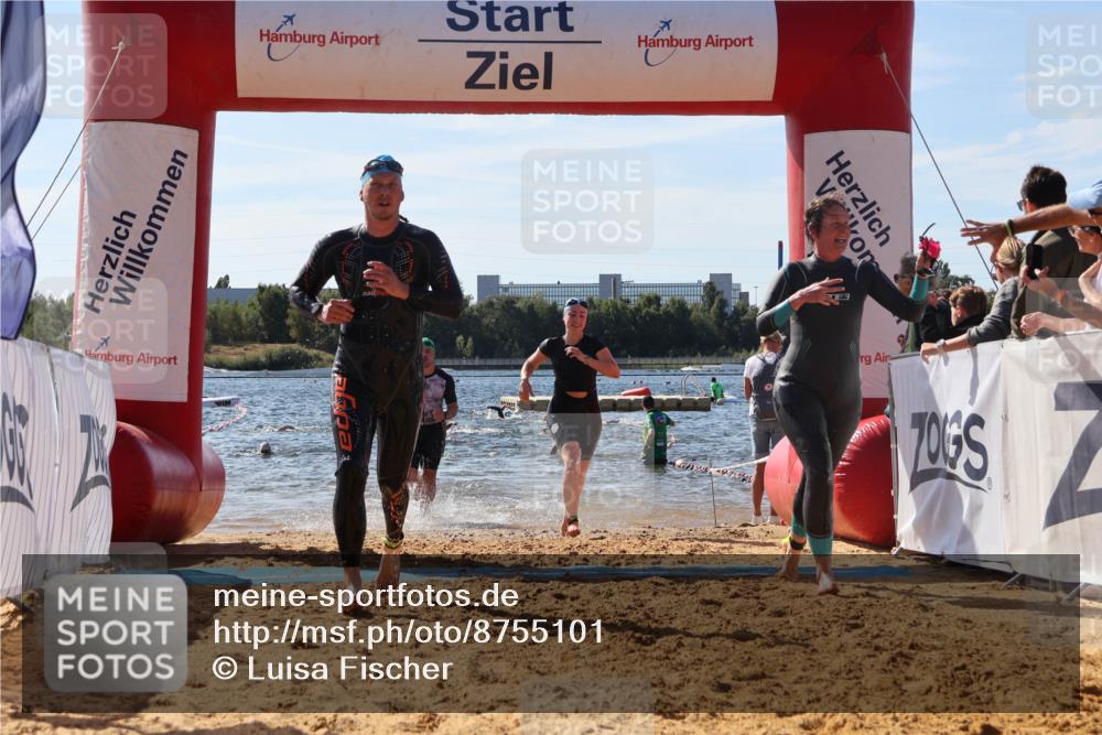 07.09.2025 - 19. Norderstedt Triathlon Luisa Fischer http://msf.ph/oto/8755101 07.09.2025 11:44:24 Schwimmen 216, 1280, 1361, 1378 meine-sportfotos.de