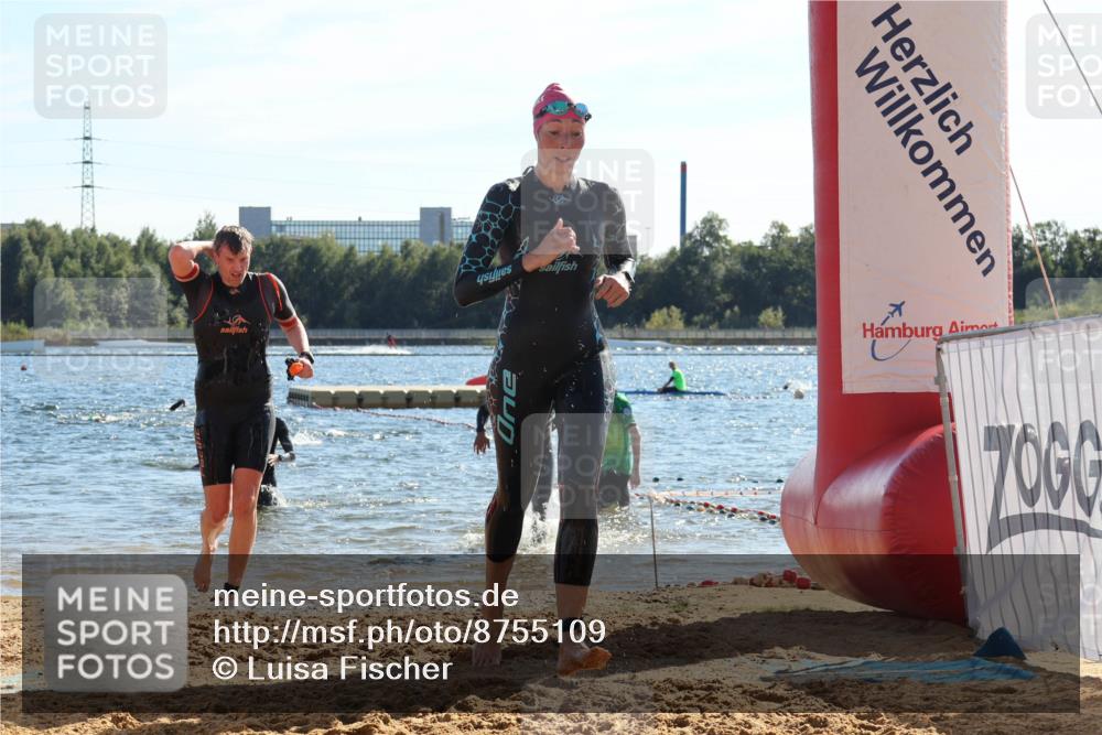 07.09.2025 - 19. Norderstedt Triathlon Luisa Fischer http://msf.ph/oto/8755109 07.09.2025 15:41:30 Schwimmen 1579, 1609, 1613, 1623 meine-sportfotos.de