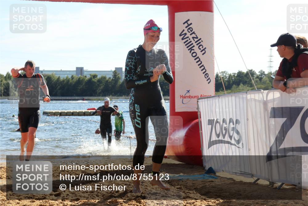 07.09.2025 - 19. Norderstedt Triathlon Luisa Fischer http://msf.ph/oto/8755123 07.09.2025 15:41:31 Schwimmen 1579, 1609, 1613, 1623 meine-sportfotos.de