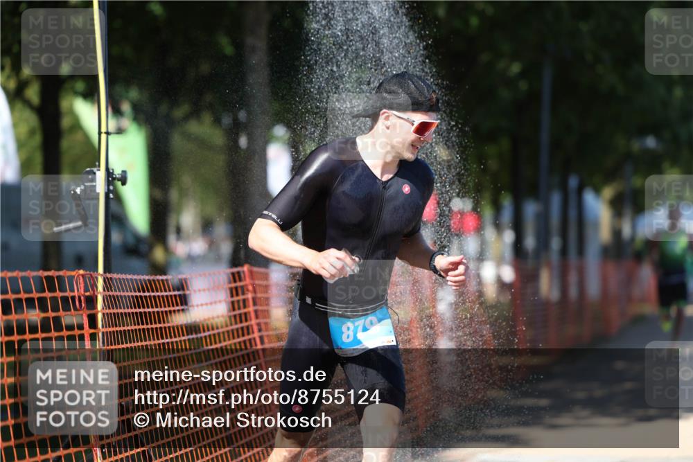 07.09.2025 - 19. Norderstedt Triathlon Michael Strokosch http://msf.ph/oto/8755124 07.09.2025 14:53:11 Laufen 879, 1006, 1406 meine-sportfotos.de