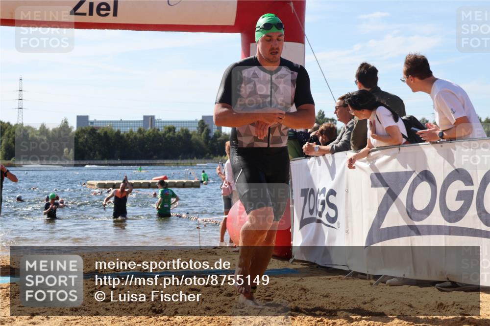 07.09.2025 - 19. Norderstedt Triathlon Luisa Fischer http://msf.ph/oto/8755149 07.09.2025 11:44:28 Schwimmen 216, 695, 1280, 1361, 1378 meine-sportfotos.de