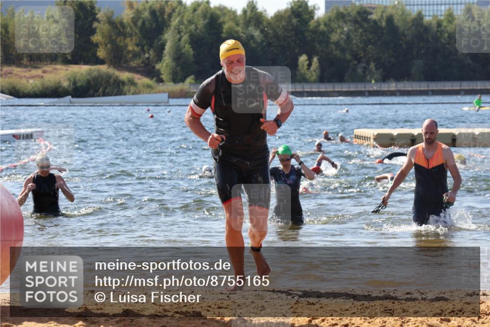 07.09.2025 - 19. Norderstedt Triathlon Luisa Fischer http://msf.ph/oto/8755165 07.09.2025 11:44:30 Schwimmen 216, 695, 756, 1280, 1361, 1378 meine-sportfotos.de