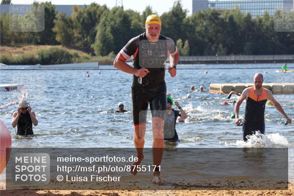 07.09.2025 - 19. Norderstedt Triathlon Luisa Fischer http://msf.ph/oto/8755171 07.09.2025 11:44:30 Schwimmen 216, 695, 756, 1280, 1361, 1378 meine-sportfotos.de