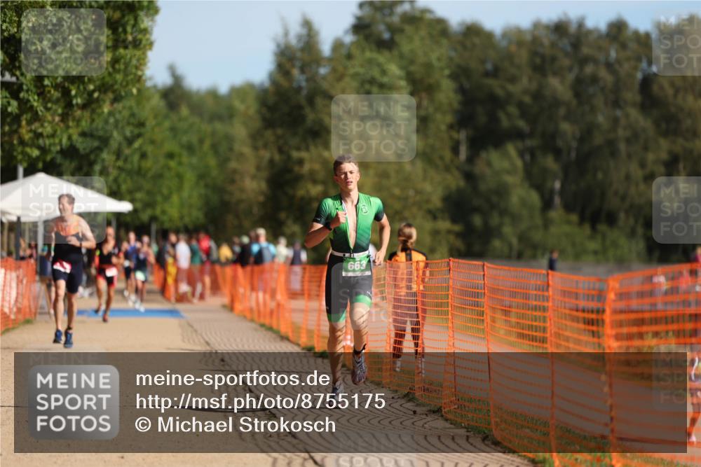 07.09.2025 - 19. Norderstedt Triathlon Michael Strokosch http://msf.ph/oto/8755175 07.09.2025 10:41:32 Laufen 655, 663 meine-sportfotos.de