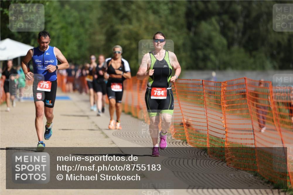 07.09.2025 - 19. Norderstedt Triathlon Michael Strokosch http://msf.ph/oto/8755183 07.09.2025 12:02:54 Laufen 186, 199, 775, 784, 1194, 1207 meine-sportfotos.de