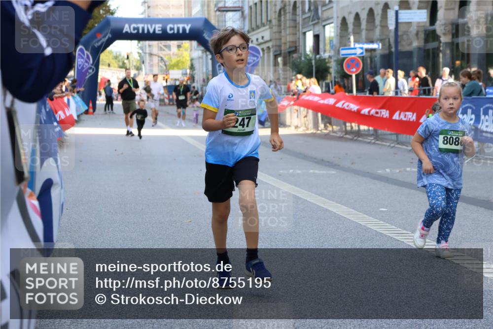 07.09.2025 - BARMER Alsterlauf Strokosch-Dieckow http://msf.ph/oto/8755195 07.09.2025 10:54:02 Ziel 4644 meine-sportfotos.de