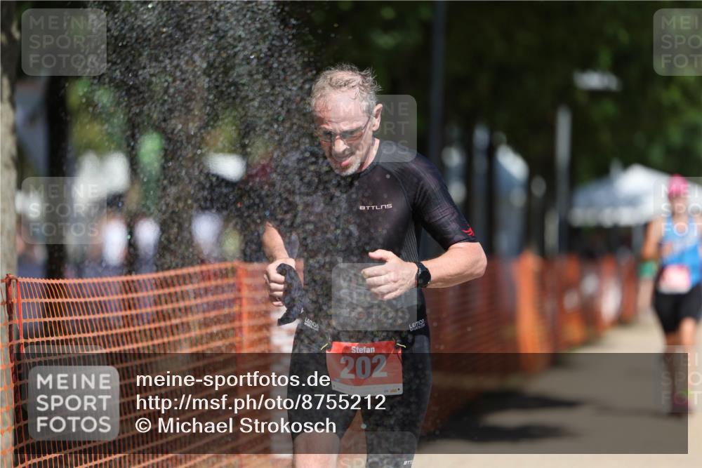 07.09.2025 - 19. Norderstedt Triathlon Michael Strokosch http://msf.ph/oto/8755212 07.09.2025 12:49:24 Laufen 202, 737, 820, 1369 meine-sportfotos.de