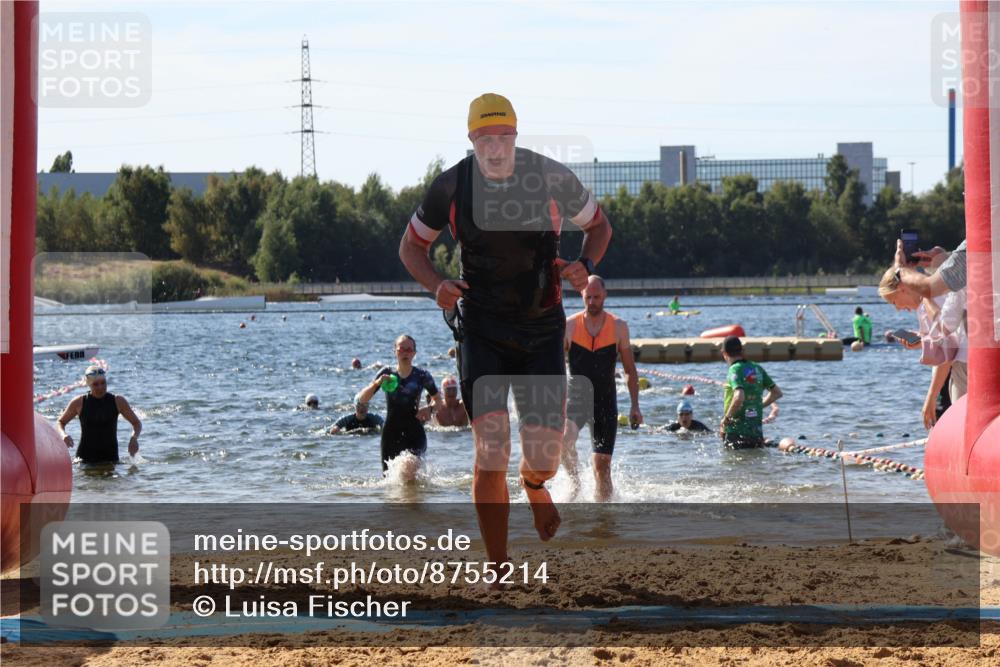07.09.2025 - 19. Norderstedt Triathlon Luisa Fischer http://msf.ph/oto/8755214 07.09.2025 11:44:32 Schwimmen 216, 695, 756, 1280, 1361, 1378 meine-sportfotos.de