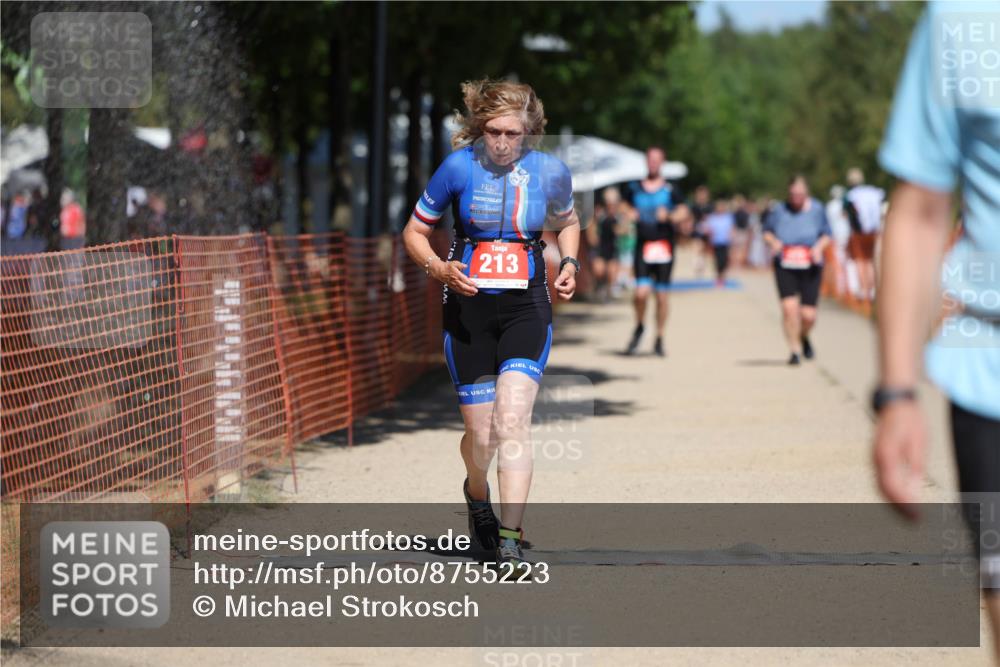 07.09.2025 - 19. Norderstedt Triathlon Michael Strokosch http://msf.ph/oto/8755223 07.09.2025 13:11:16 Laufen 213, 214, 762 meine-sportfotos.de