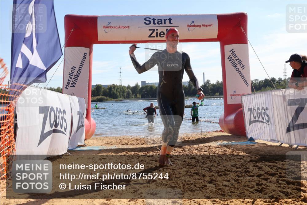 07.09.2025 - 19. Norderstedt Triathlon Luisa Fischer http://msf.ph/oto/8755244 07.09.2025 15:41:41 Schwimmen 1564, 1579, 1609, 1613 meine-sportfotos.de
