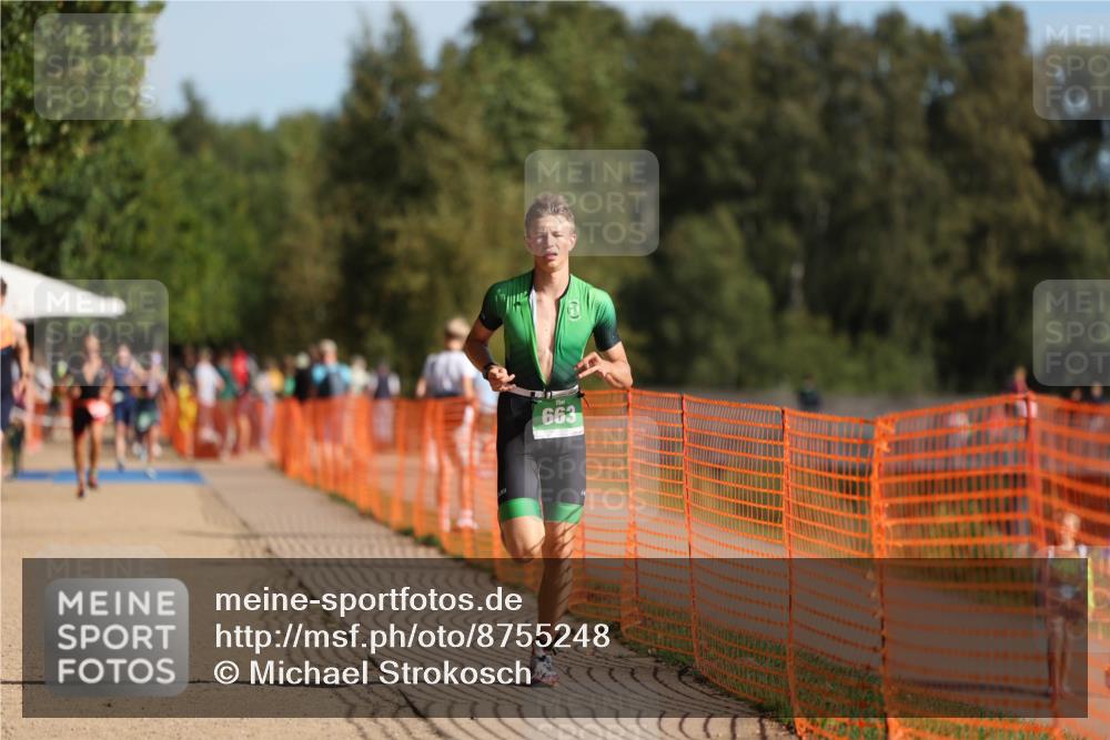 07.09.2025 - 19. Norderstedt Triathlon Michael Strokosch http://msf.ph/oto/8755248 07.09.2025 10:41:33 Laufen 655, 663, 1132 meine-sportfotos.de