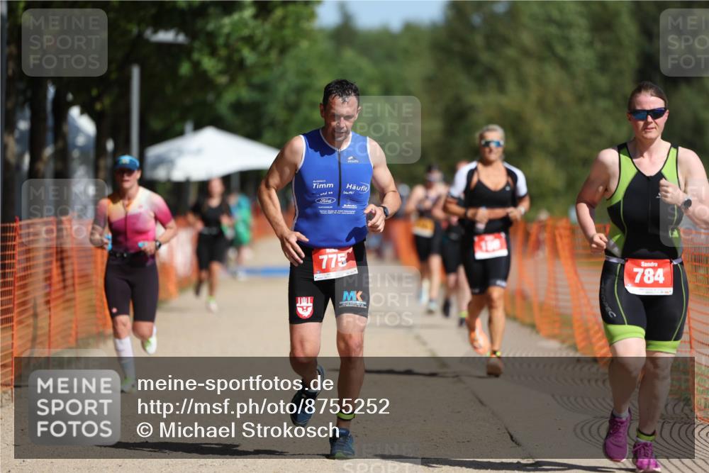 07.09.2025 - 19. Norderstedt Triathlon Michael Strokosch http://msf.ph/oto/8755252 07.09.2025 12:02:56 Laufen 186, 199, 775, 784 meine-sportfotos.de