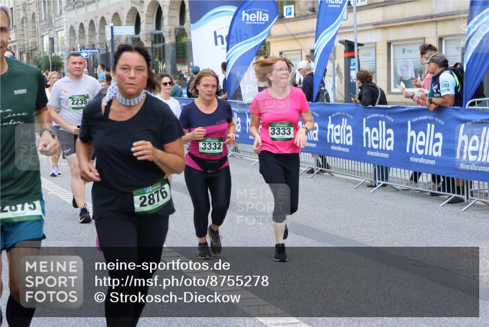 07.09.2025 - BARMER Alsterlauf Strokosch-Dieckow http://msf.ph/oto/8755278 07.09.2025 10:14:06 Ziel 2129, 2166, 2225, 2232, 2442, 2712, 2873, 2929, 2930, 3929, 4108, 4213, 4364, 4422, 4670, 4671, 5062, 5795, 6145, 6312, 6337, 8101, 8120, 8257 meine-sportfotos.de
