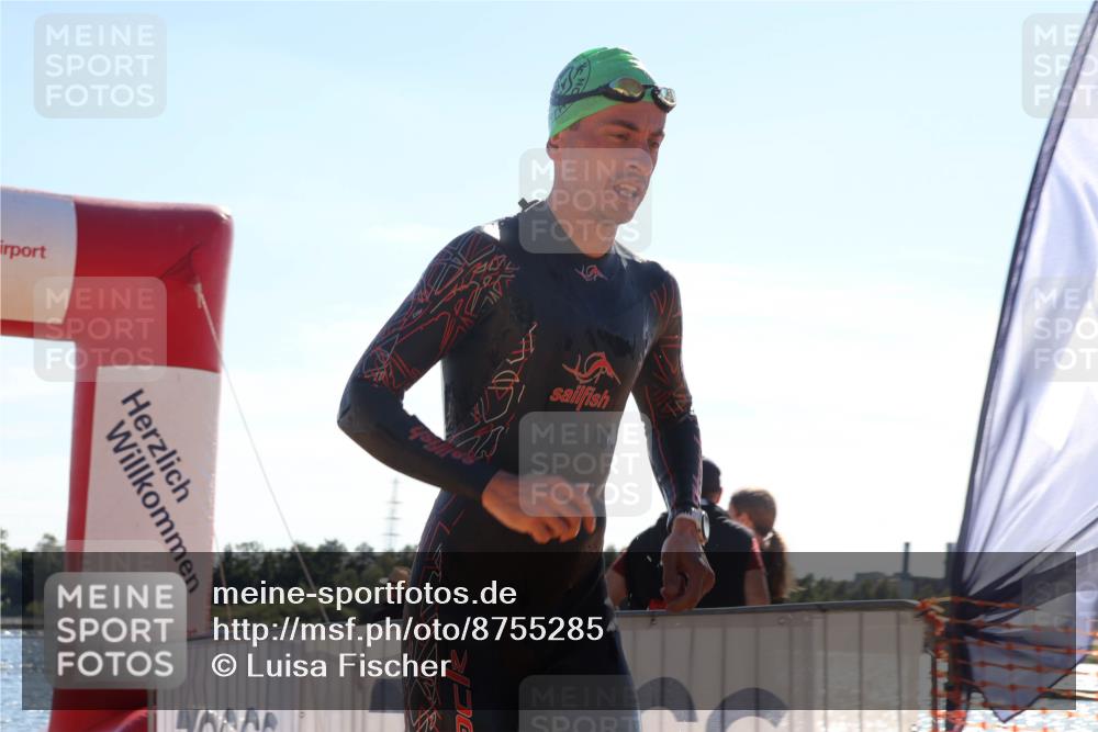 07.09.2025 - 19. Norderstedt Triathlon Luisa Fischer http://msf.ph/oto/8755285 07.09.2025 15:41:58 Schwimmen 1102, 1550, 1628 meine-sportfotos.de
