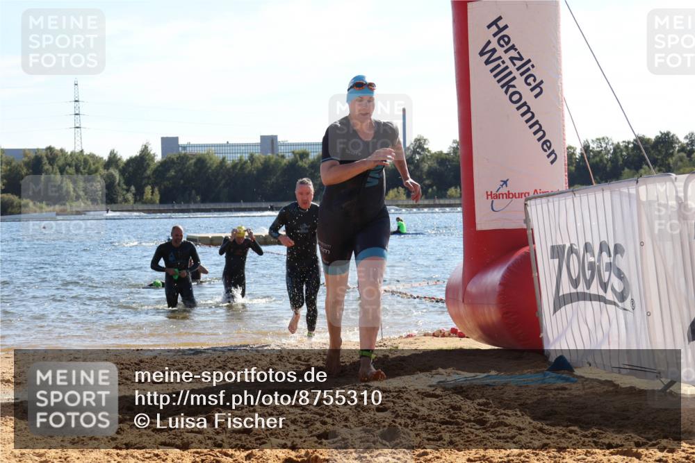 07.09.2025 - 19. Norderstedt Triathlon Luisa Fischer http://msf.ph/oto/8755310 07.09.2025 15:42:03 Schwimmen 1102, 1550, 1567 meine-sportfotos.de