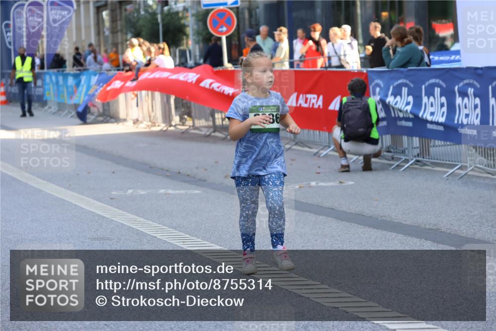 07.09.2025 - BARMER Alsterlauf Strokosch-Dieckow http://msf.ph/oto/8755314 07.09.2025 10:54:00 Ziel 4644 meine-sportfotos.de