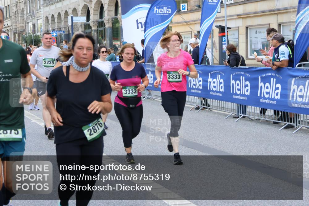 07.09.2025 - BARMER Alsterlauf Strokosch-Dieckow http://msf.ph/oto/8755319 07.09.2025 10:14:06 Ziel 2129, 2166, 2225, 2232, 2442, 2712, 2873, 2929, 2930, 3929, 4108, 4213, 4364, 4422, 4670, 4671, 5062, 5795, 6145, 6312, 6337, 8101, 8120, 8257 meine-sportfotos.de