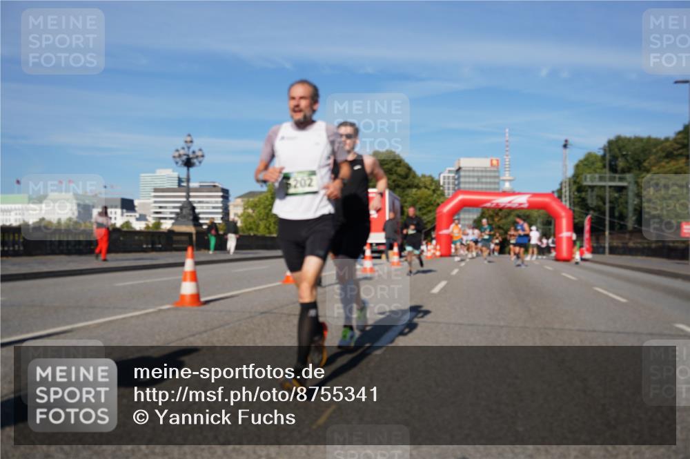 07.09.2025 - BARMER Alsterlauf Yannick Fuchs http://msf.ph/oto/8755341 07.09.2025 09:37:50 Laufen 202 meine-sportfotos.de