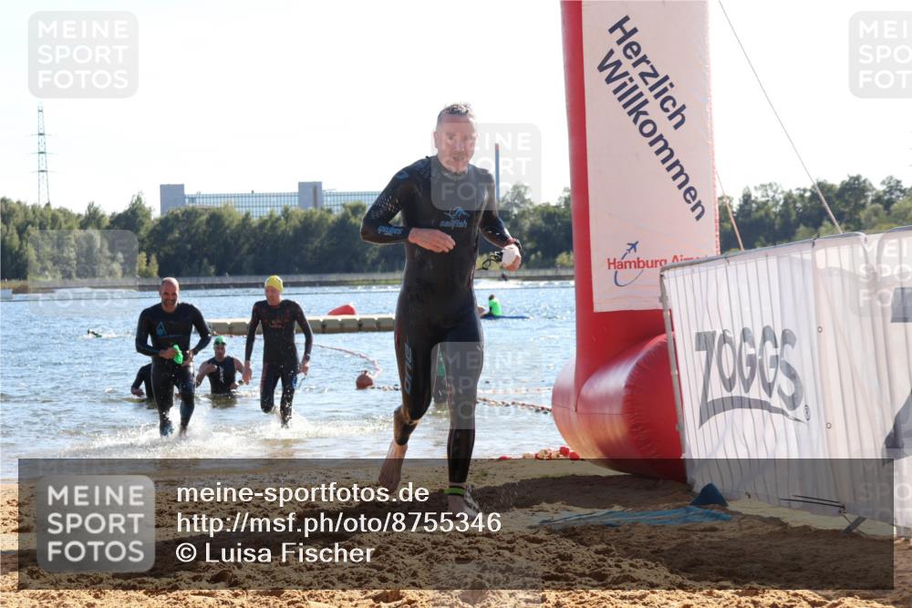 07.09.2025 - 19. Norderstedt Triathlon Luisa Fischer http://msf.ph/oto/8755346 07.09.2025 15:42:06 Schwimmen 1102, 1550, 1556, 1558, 1567 meine-sportfotos.de