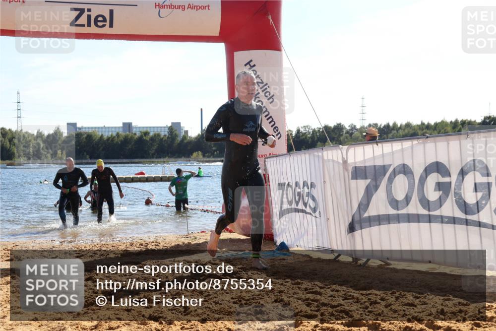 07.09.2025 - 19. Norderstedt Triathlon Luisa Fischer http://msf.ph/oto/8755354 07.09.2025 15:42:06 Schwimmen 1102, 1550, 1556, 1558, 1567 meine-sportfotos.de